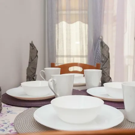 Center Near Helexpo * Selanik